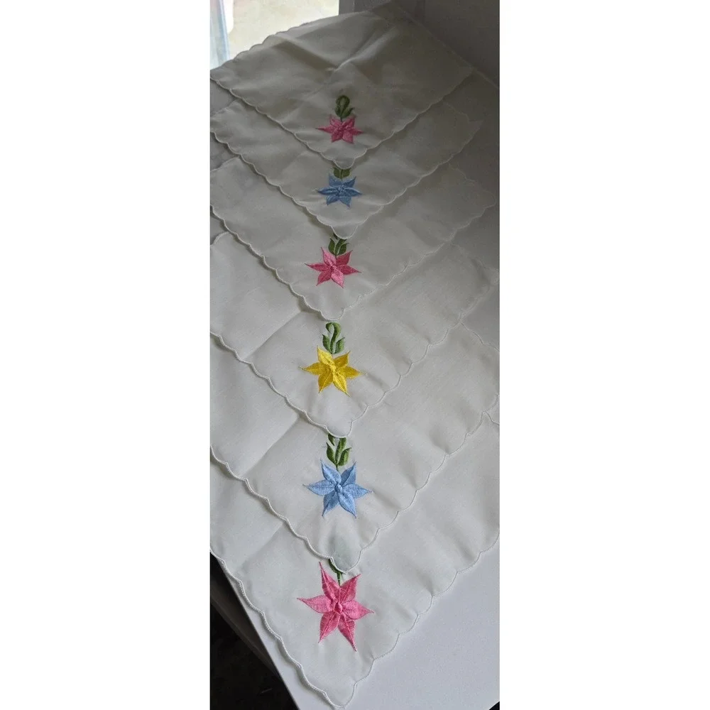 Vintage Style White Embroidered Floral Scalloped Hankies Napkins Set of 6 Multi